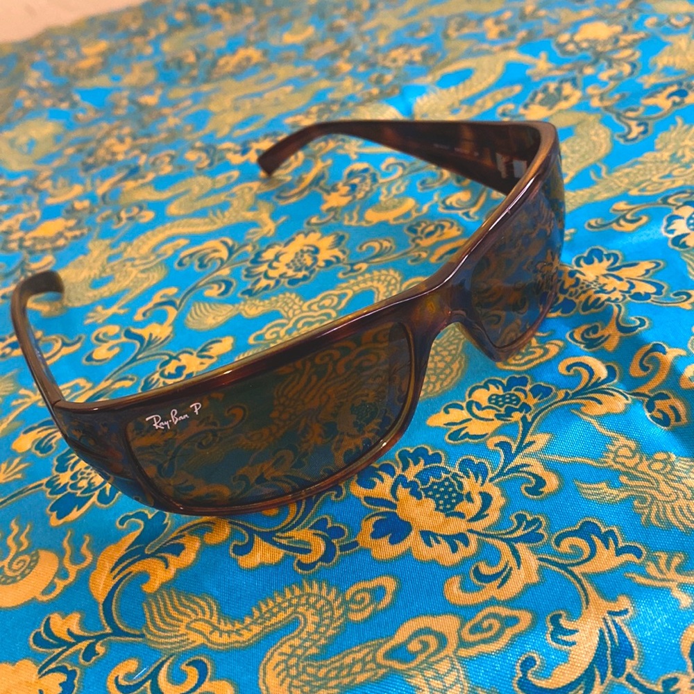 Rayban Havana Tortoiseshell brown sunglasses RB 4057